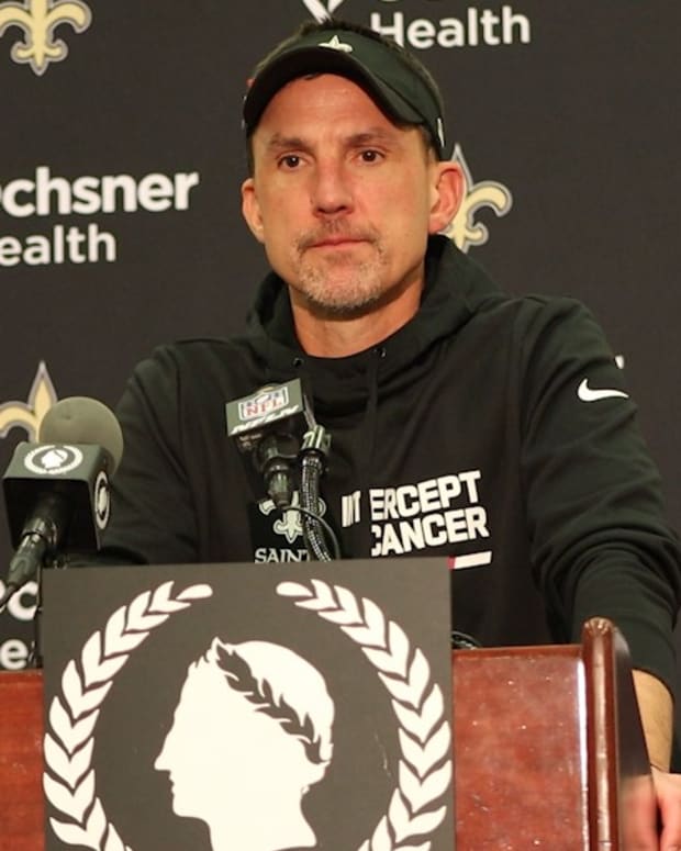 Dennis Allen